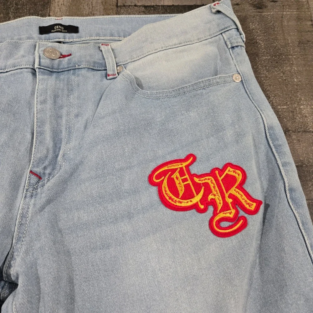 True Religion Geno Slim Fit Varsity Patch Denim Jeans Light Wash Deadstock NWT